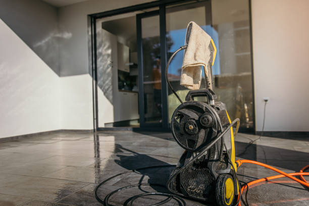 Best Sign and Awning Cleaning  in La Crescent, MN